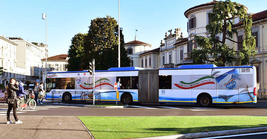 pubblicità-su-autobus