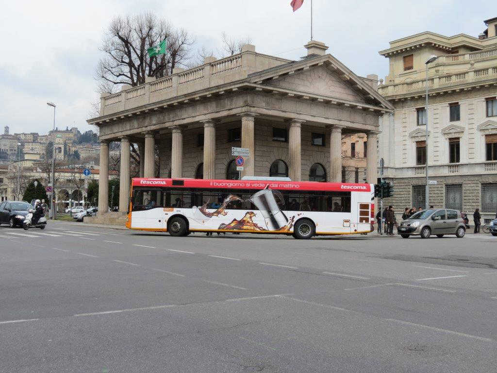 Decorazioni-integrali-autobus-Sab-e-ATB-di-Bergamo3