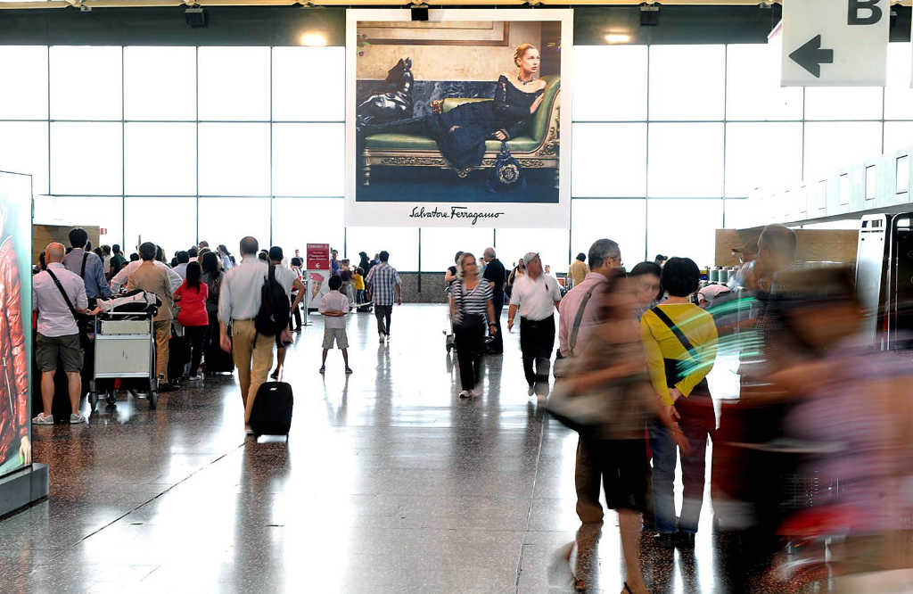 Cartelloni Aeroporto Pubblicità Roma