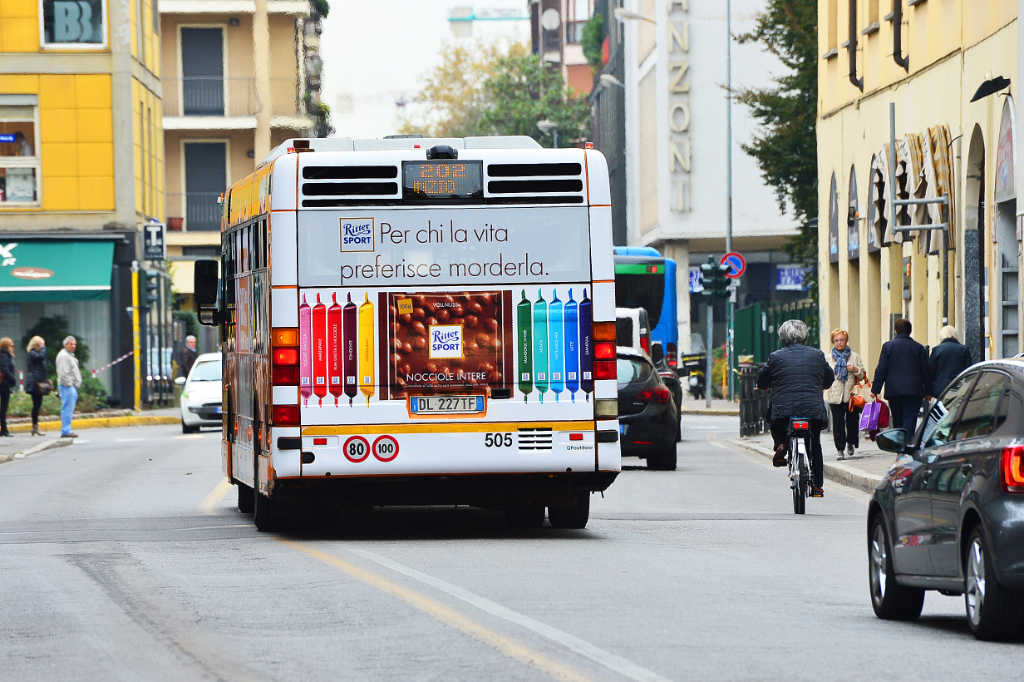 pubblicità autobus lecco